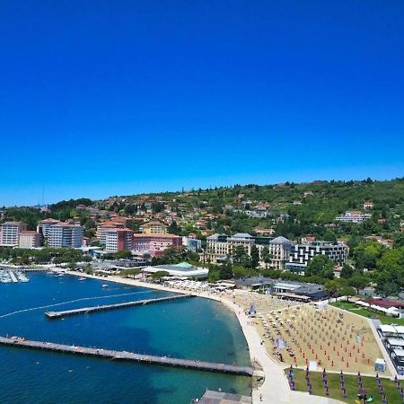 Luxury Apartments Portorož Buitenkant foto